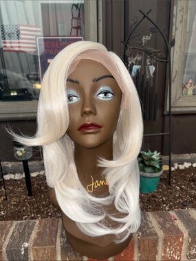 Blonde Lace Front Women's Wig - Soft Platinum Blonde 14/16 inches